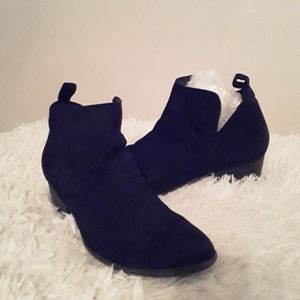 American Eagle Booties
